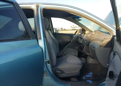 2001 Toyota Echo из США, поврежденный, VIN JTDBT123710177921